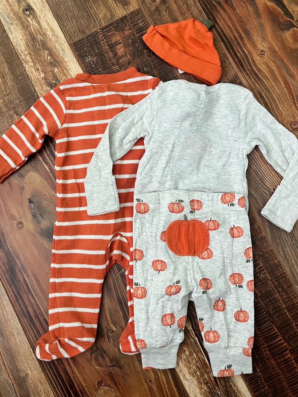 Carter’s Fall/Pumpkin/Halloween 3M - Picture 2 of 4